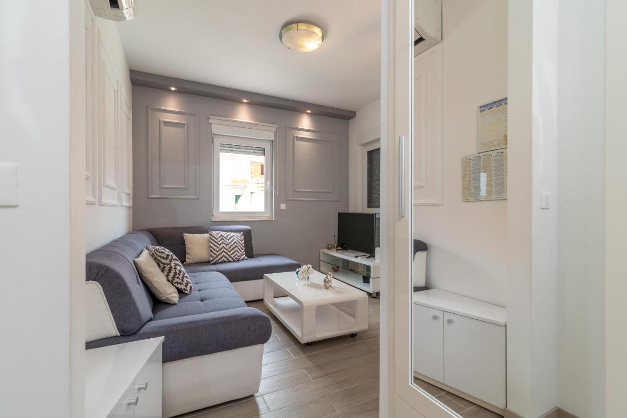 Apartman Lorena Трогір Екстер'єр фото