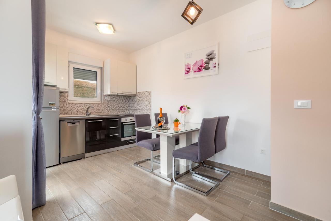 Apartman Lorena Трогір Екстер'єр фото