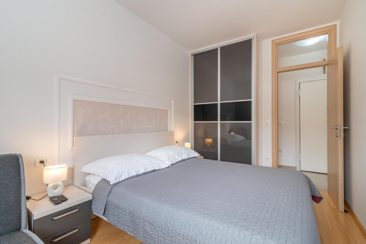 Apartman Lorena Трогір Екстер'єр фото