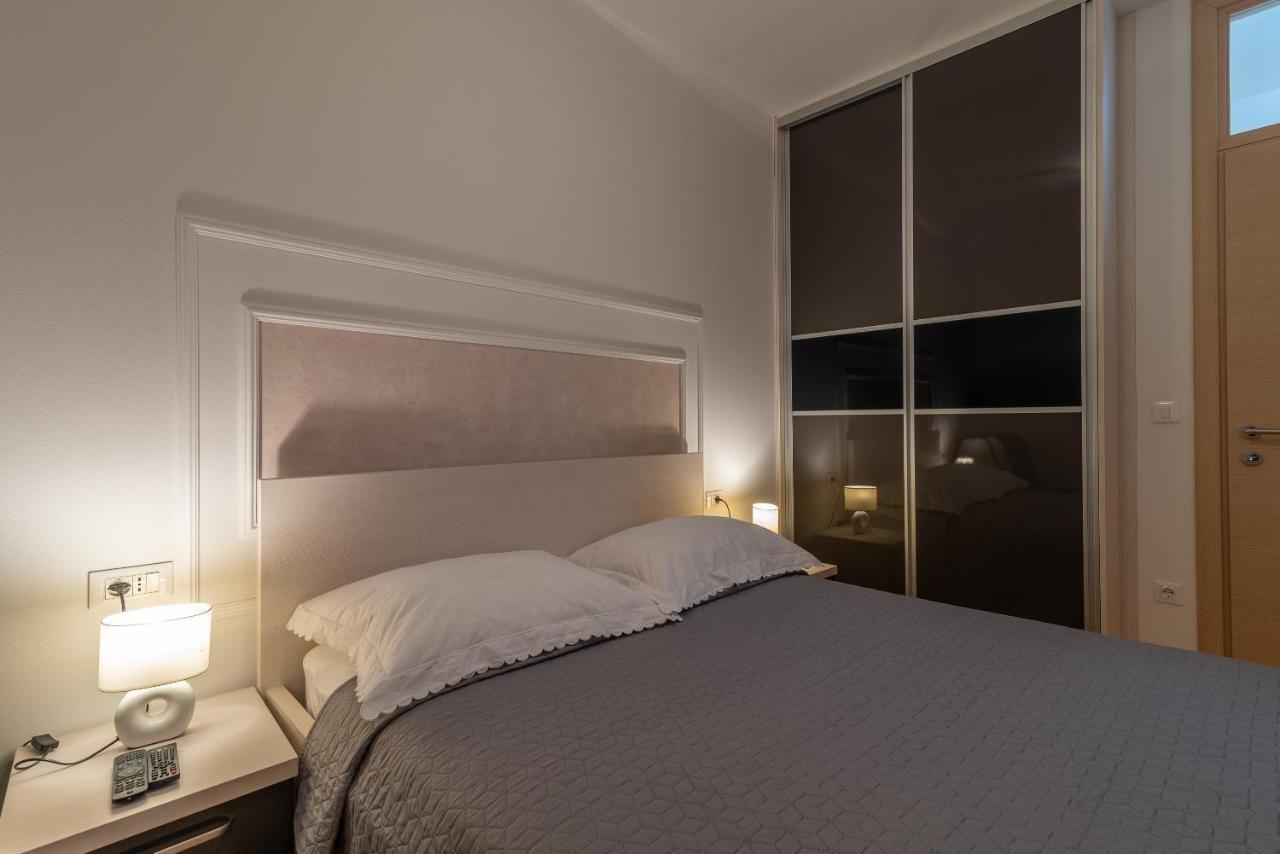 Apartman Lorena Трогір Екстер'єр фото