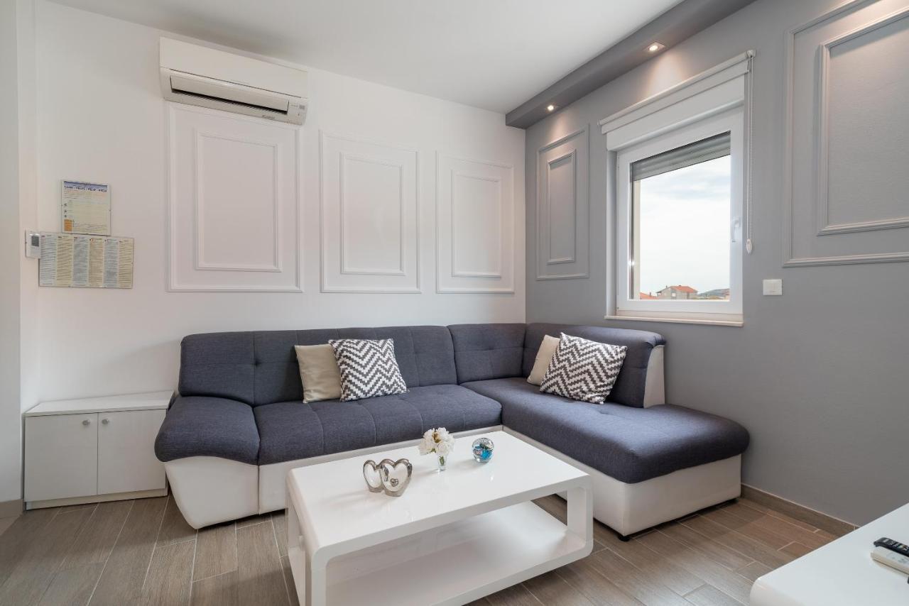 Apartman Lorena Трогір Екстер'єр фото