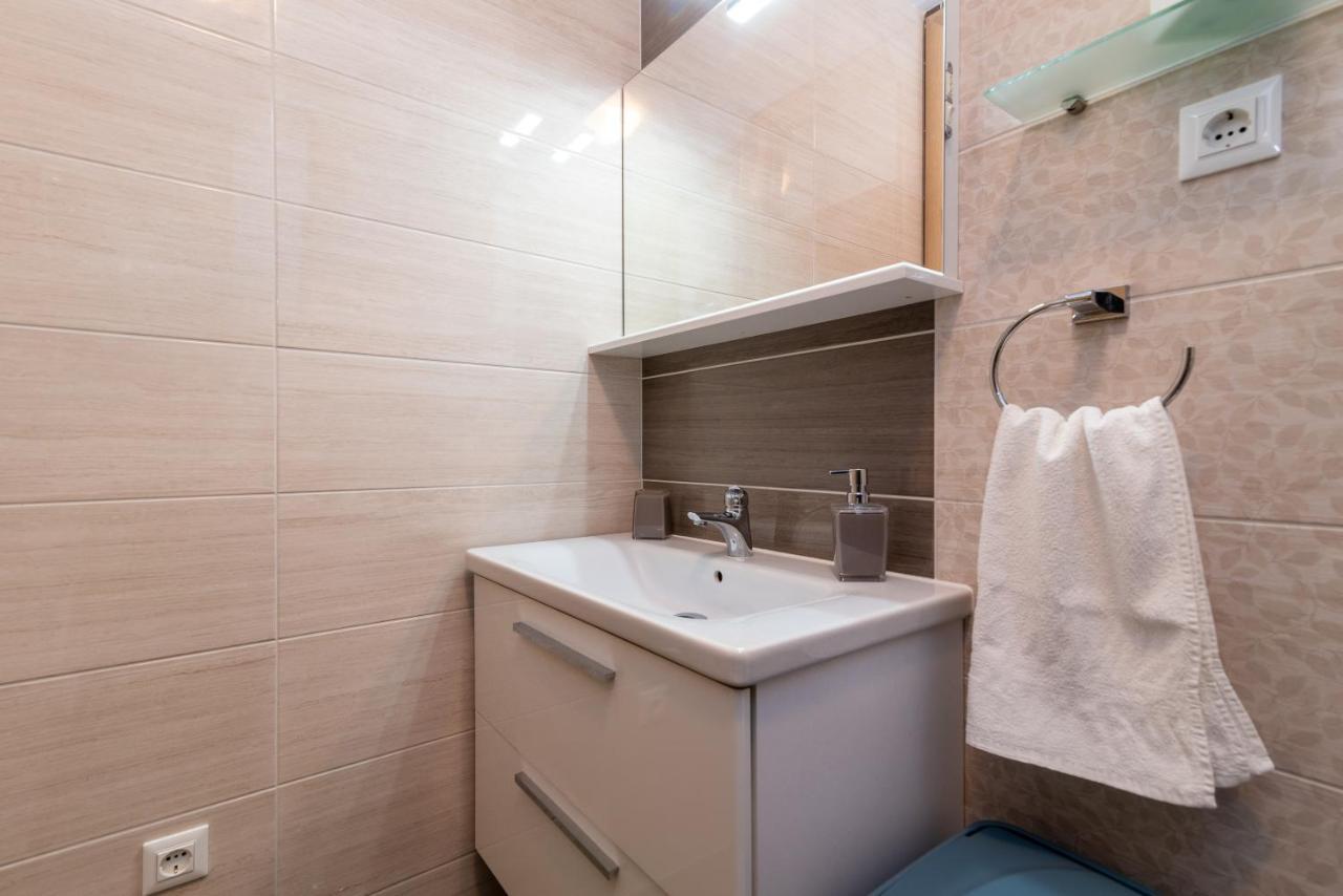 Apartman Lorena Трогір Екстер'єр фото
