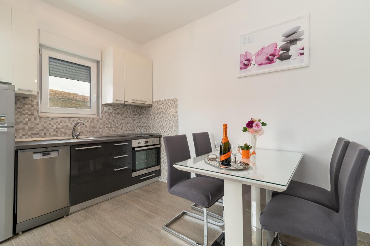 Apartman Lorena Трогір Екстер'єр фото