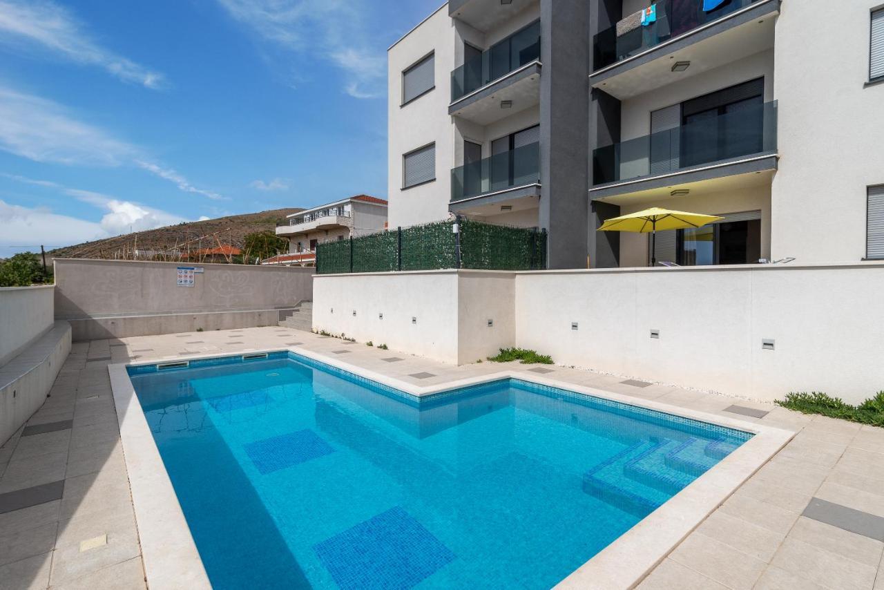 Apartman Lorena Трогір Екстер'єр фото